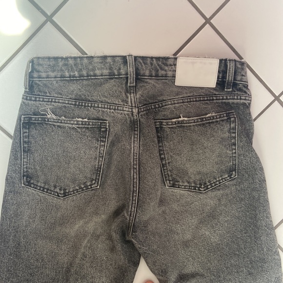 Dark wash Zara jeans - Picture 4 of 4